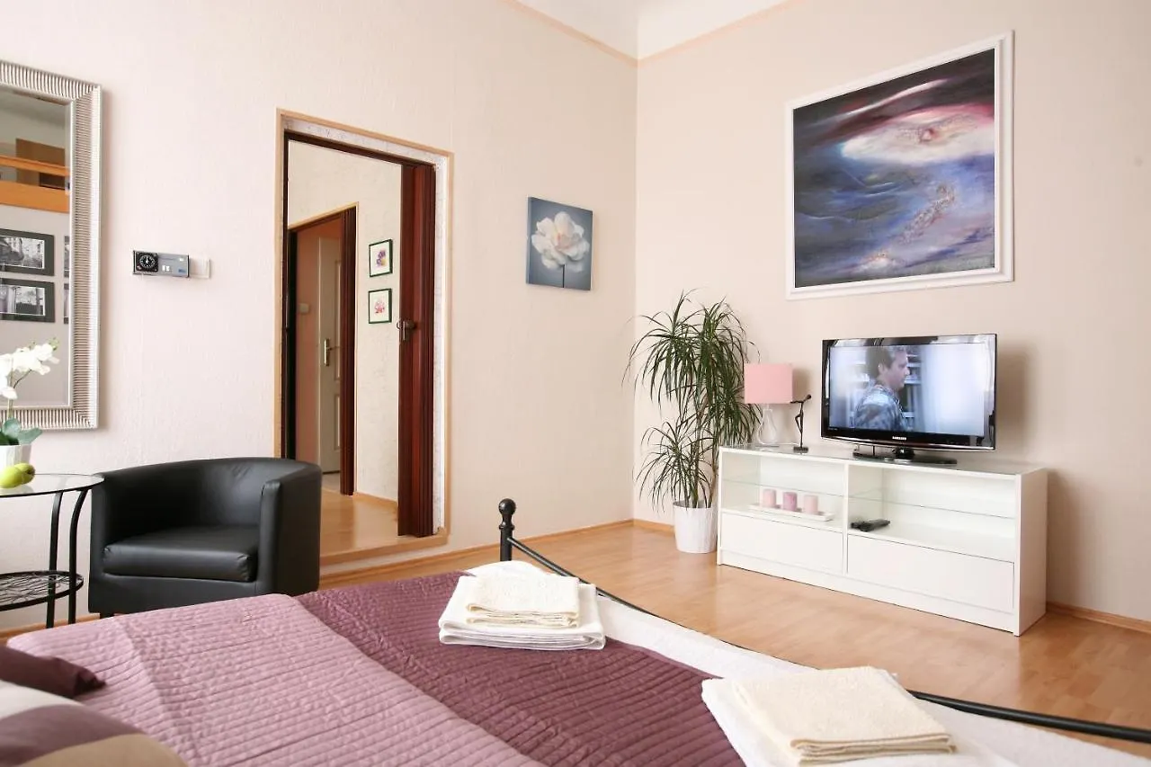 Apartment Karolina Prága