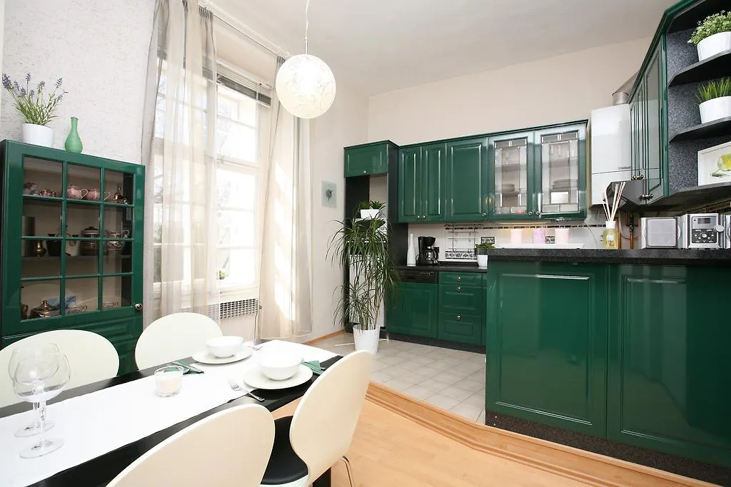 Apartment Karolina Prága